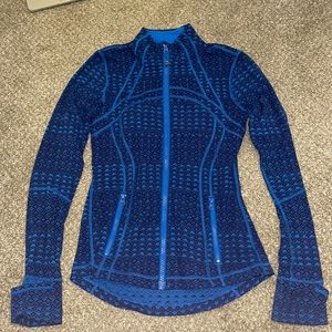 Lululemon On the Move Blue Patterned Jacket